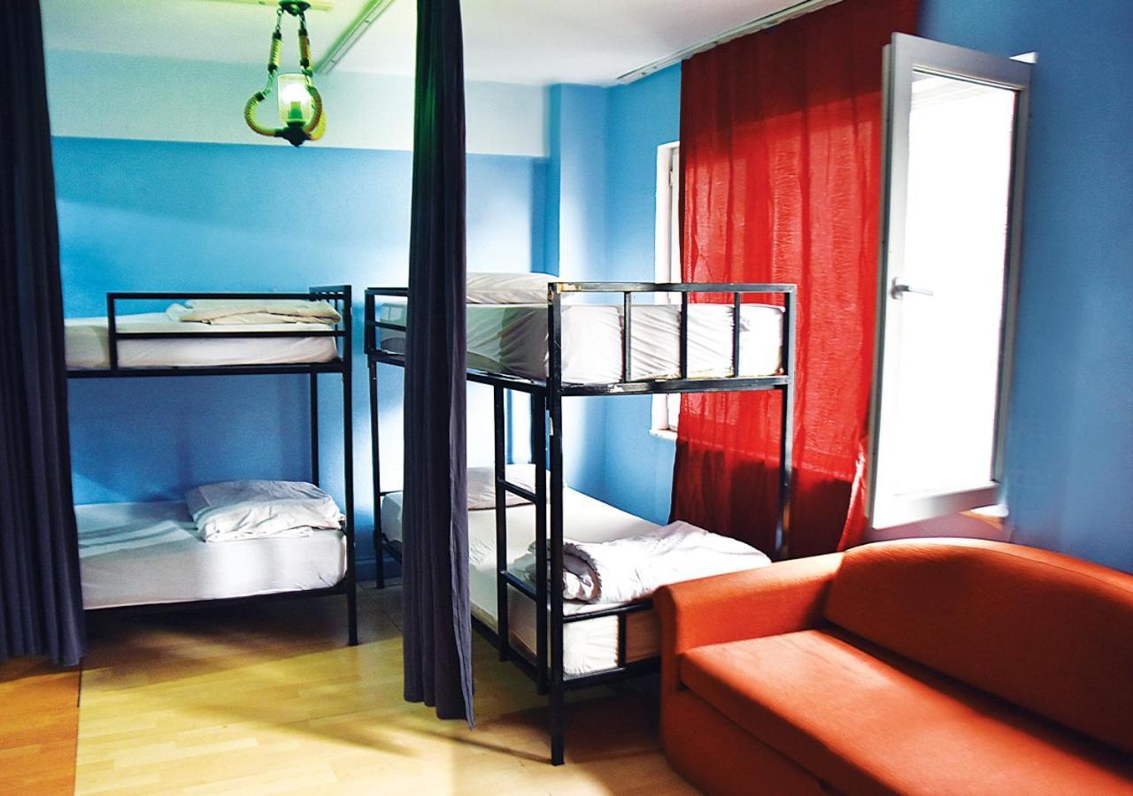 Nostalji Hostel Istanbul Exterior foto